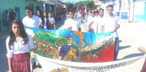 Telebachillerato No. 111, de La Estancia Grande. Contingente estudiantil con mural